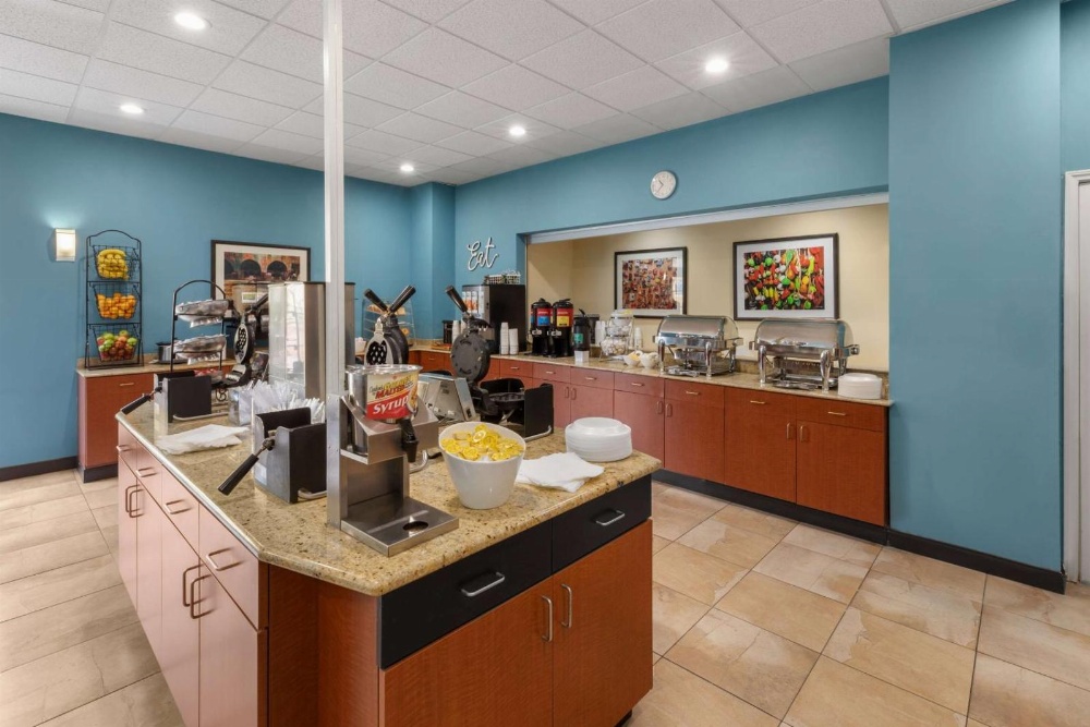 La Quinta Inn & Suites by Wyndham San Antonio Medical Center